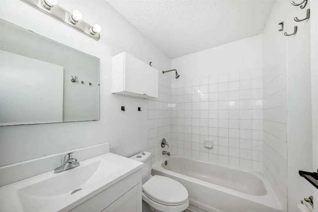 37 Martinbrook Link NE