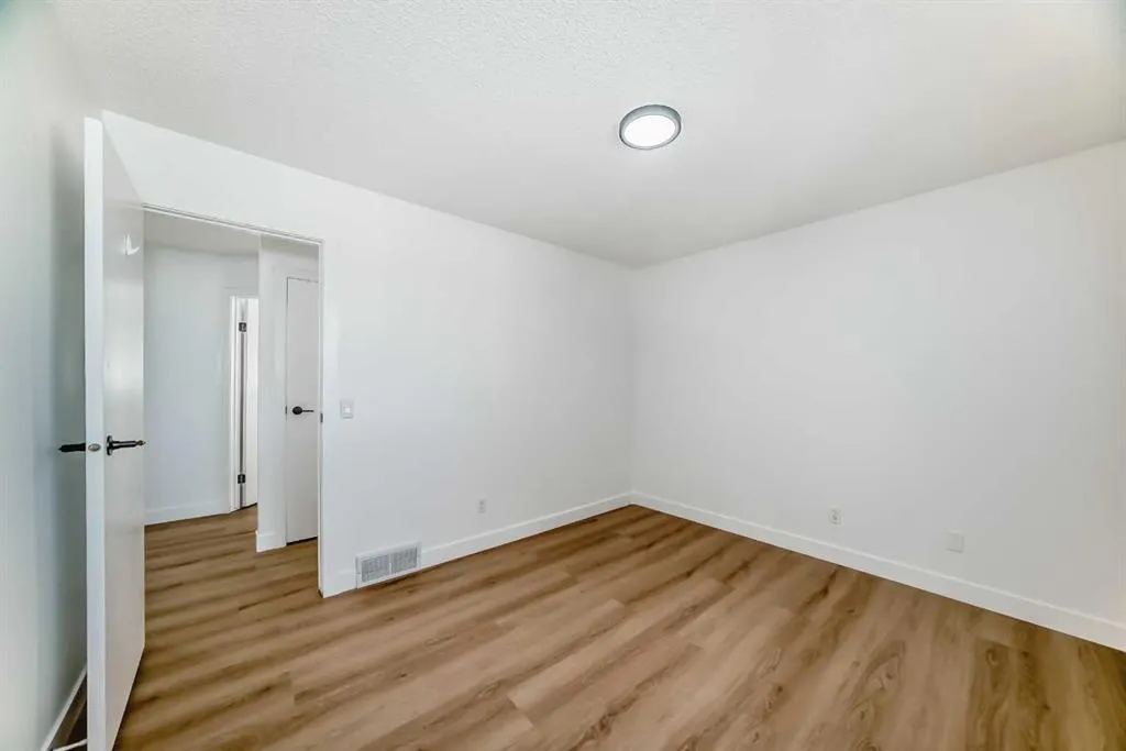 37 Martinbrook Link NE