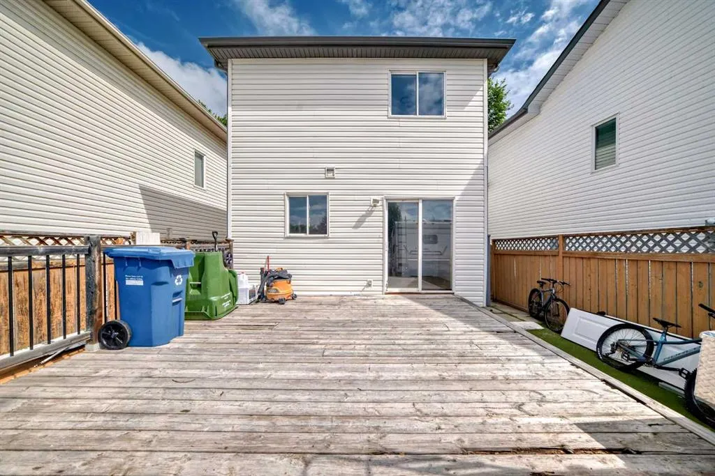 37 Martinbrook Link NE