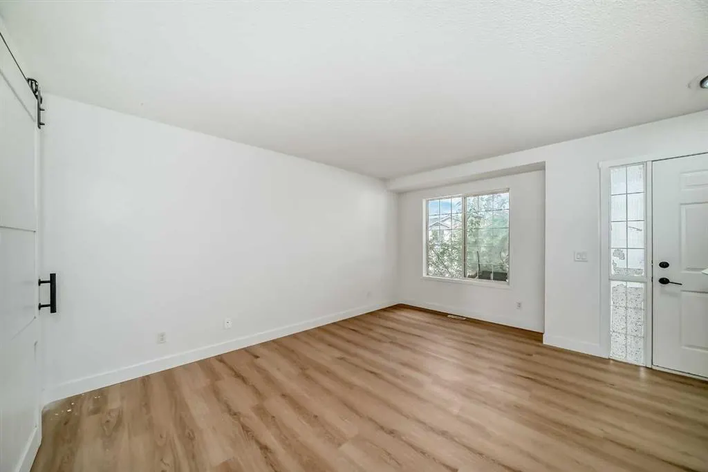 37 Martinbrook Link NE