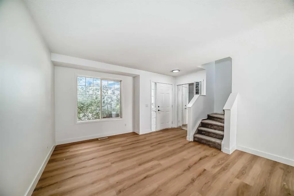 37 Martinbrook Link NE