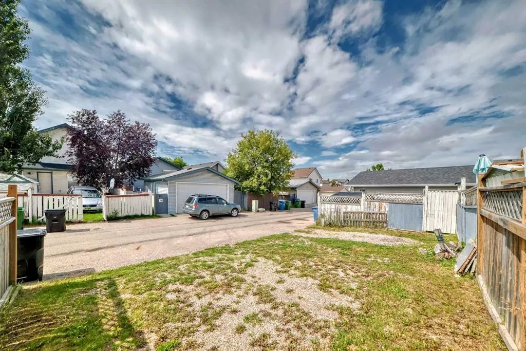 37 Martinbrook Link NE