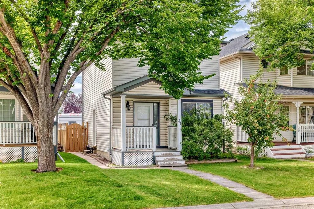 37 Martinbrook Link NE