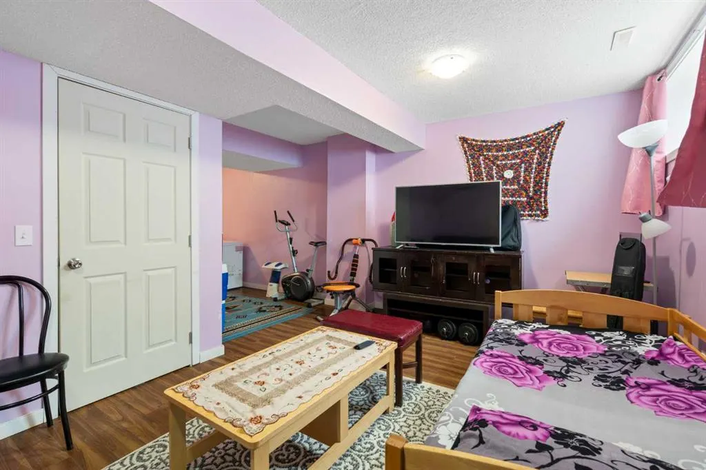 111 Tarawood Lane NE, #4202