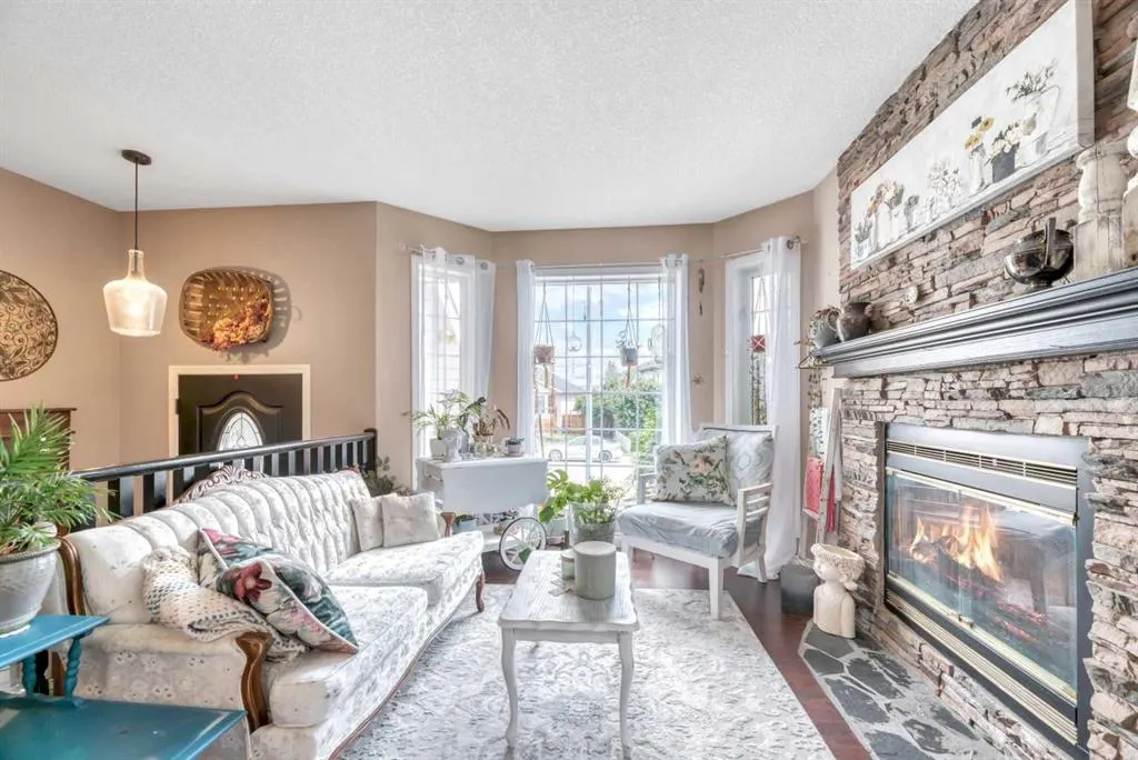 6 Greenview Crescent
