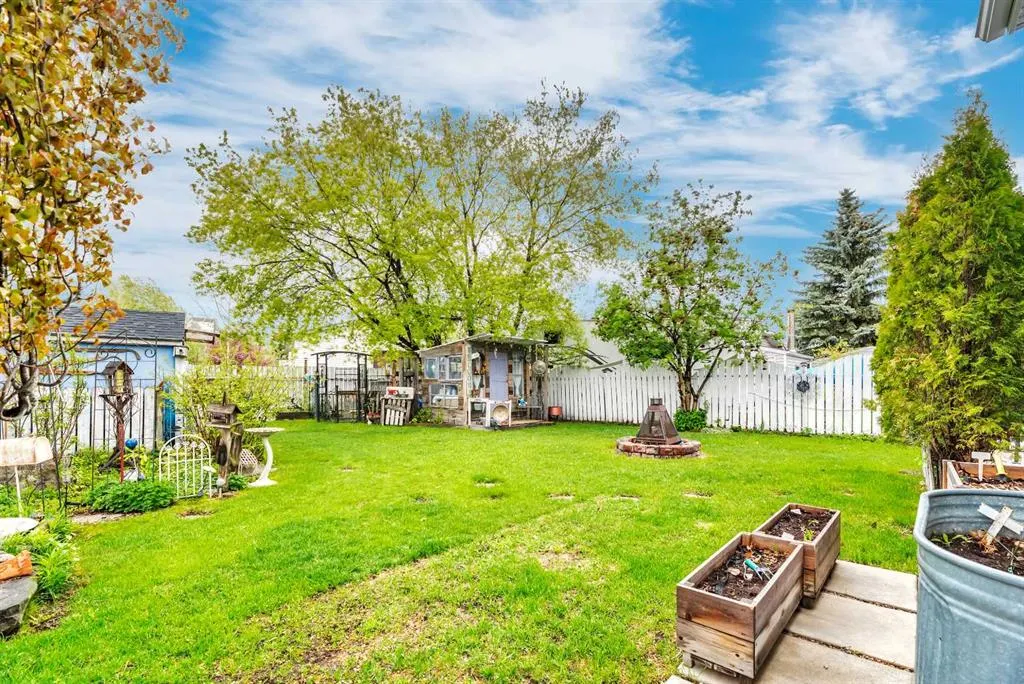 6 Greenview Crescent
