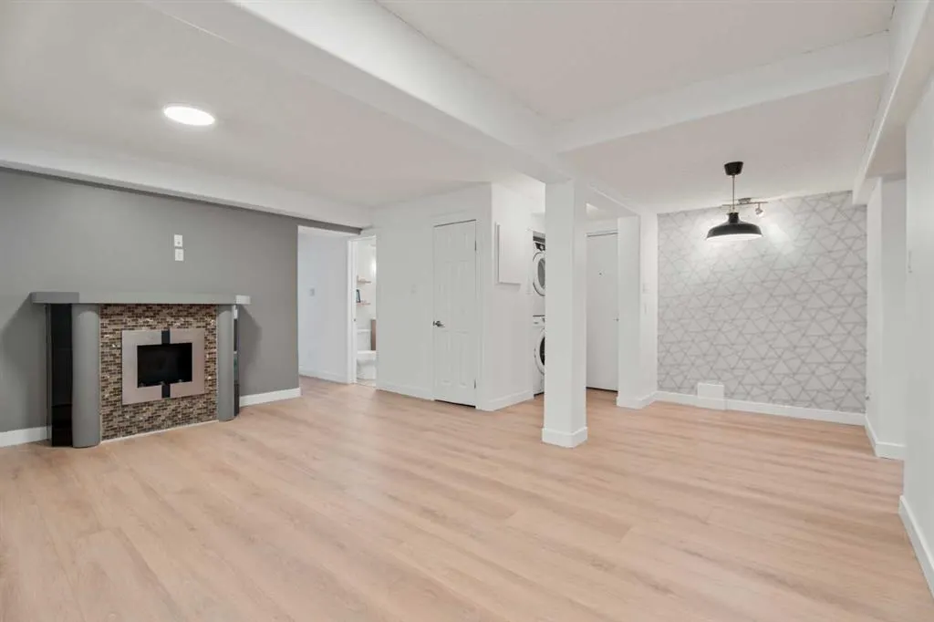 2104 17 Street SW, #2