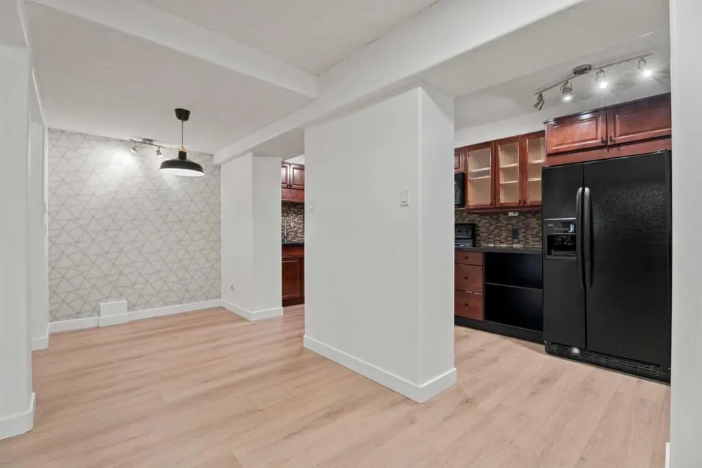 2104 17 Street SW, #2