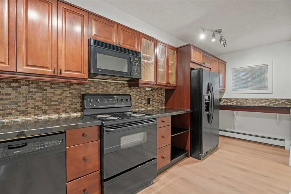 2104 17 Street SW, #2