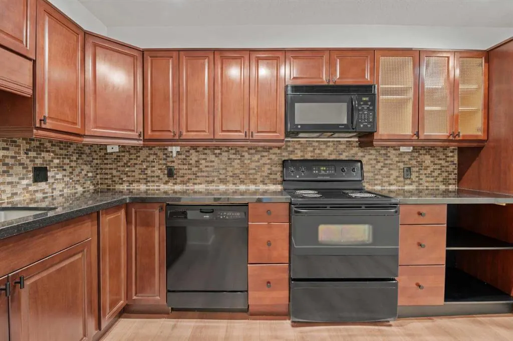 2104 17 Street SW, #2