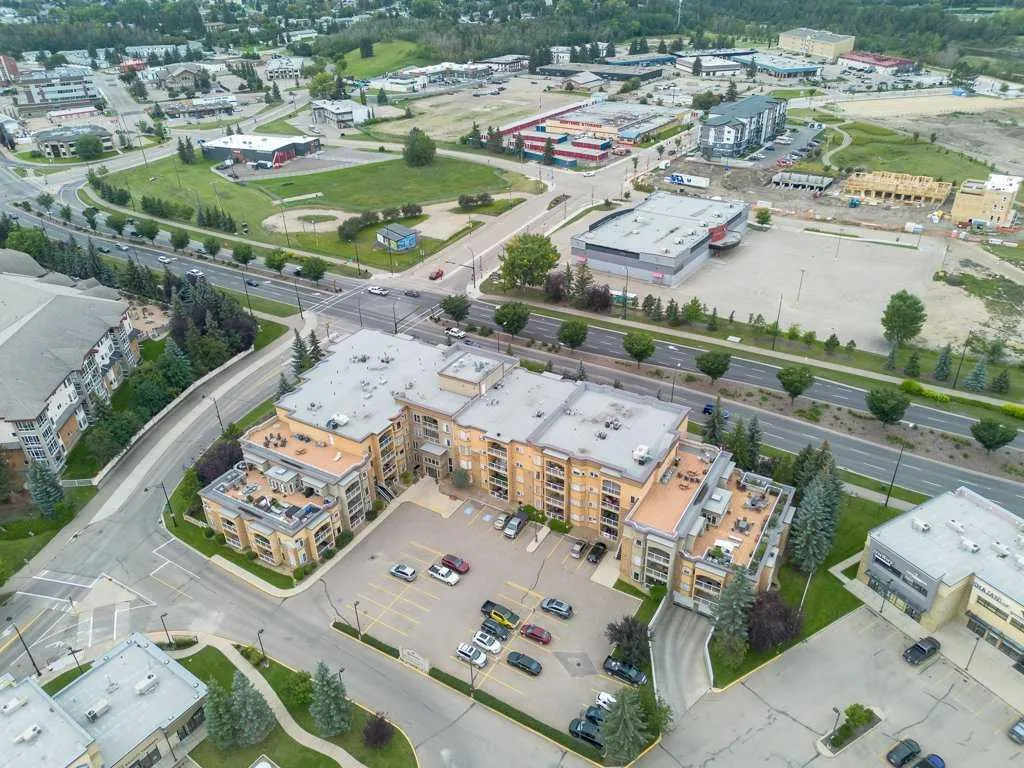 5300 48 Street, #111