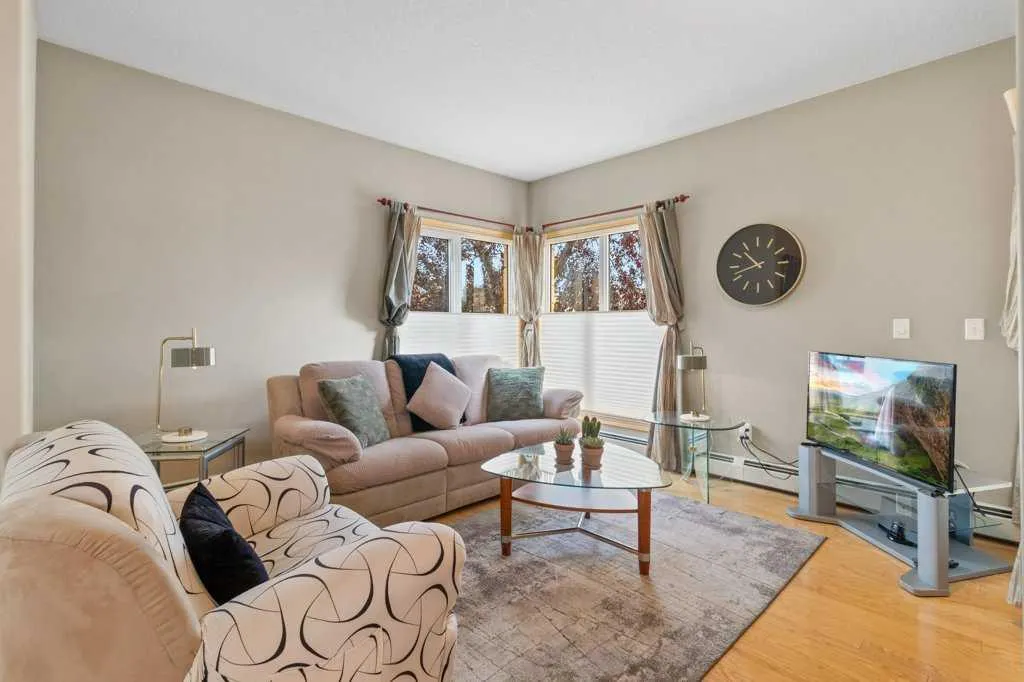 5300 48 Street, #111