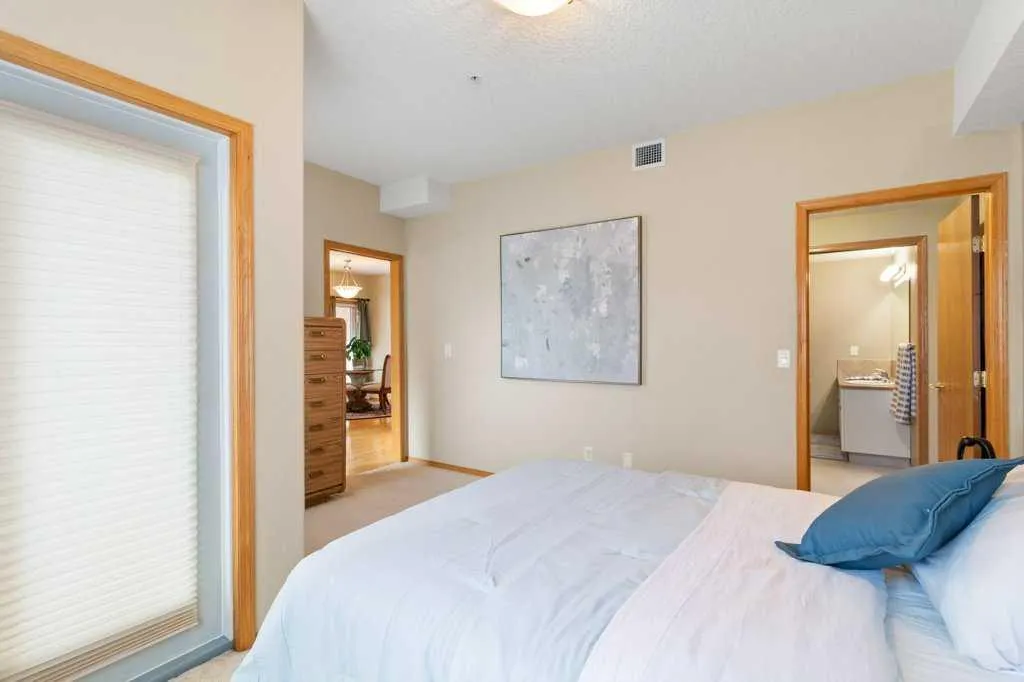5300 48 Street, #111