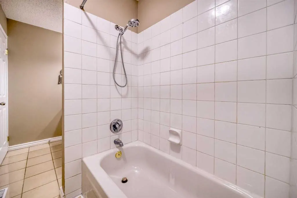 6829 Centre Street NW, #6