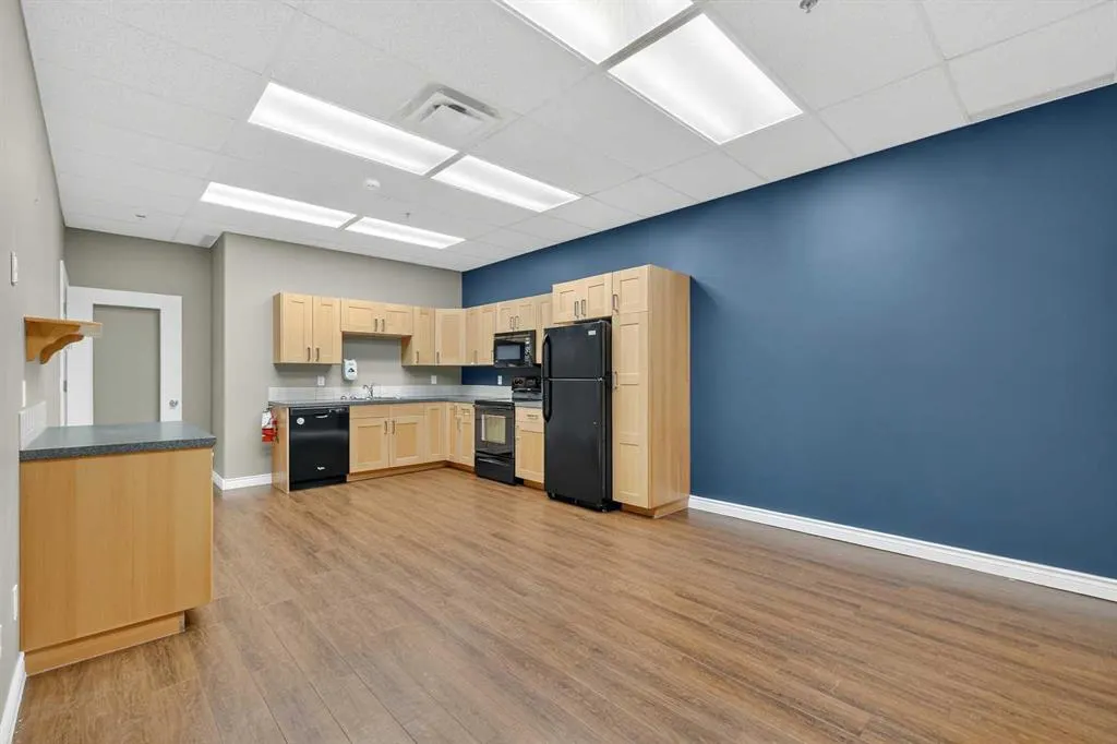 4808 50 Street, #121