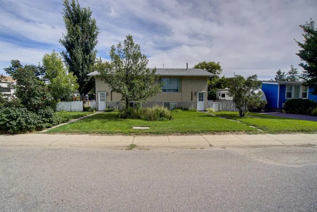 5205 50 Street