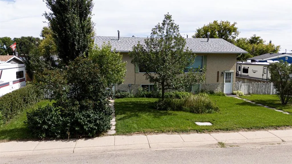 5205 50 Street