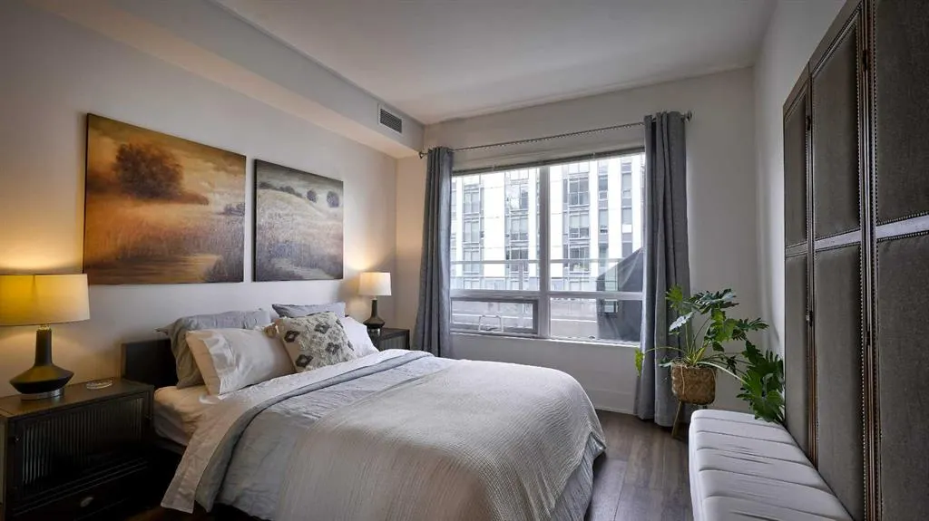 46 9 Street NE, #320
