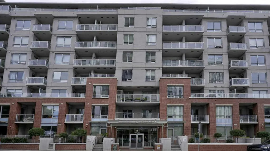 46 9 Street NE, #320