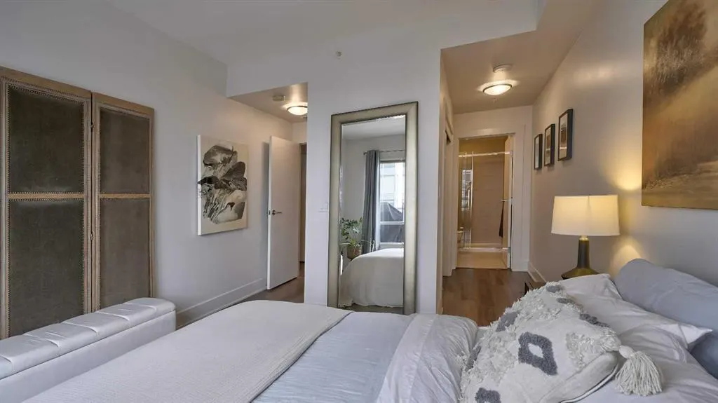 46 9 Street NE, #320