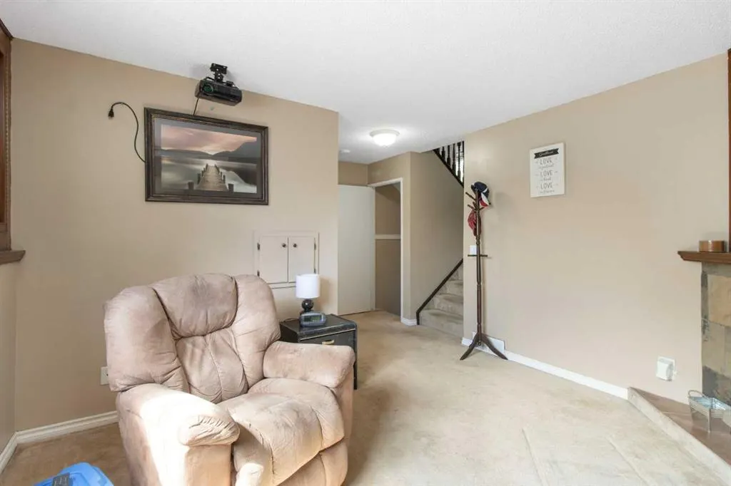 79 Templegreen Drive NE