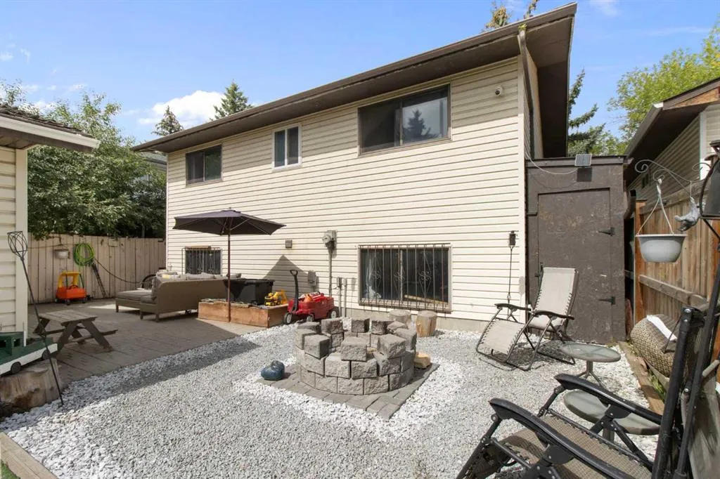 79 Templegreen Drive NE