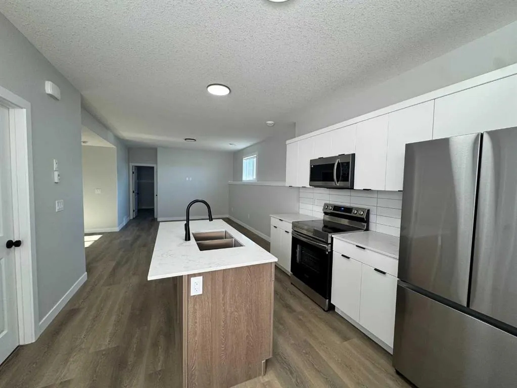 10302 128 Avenue, #A