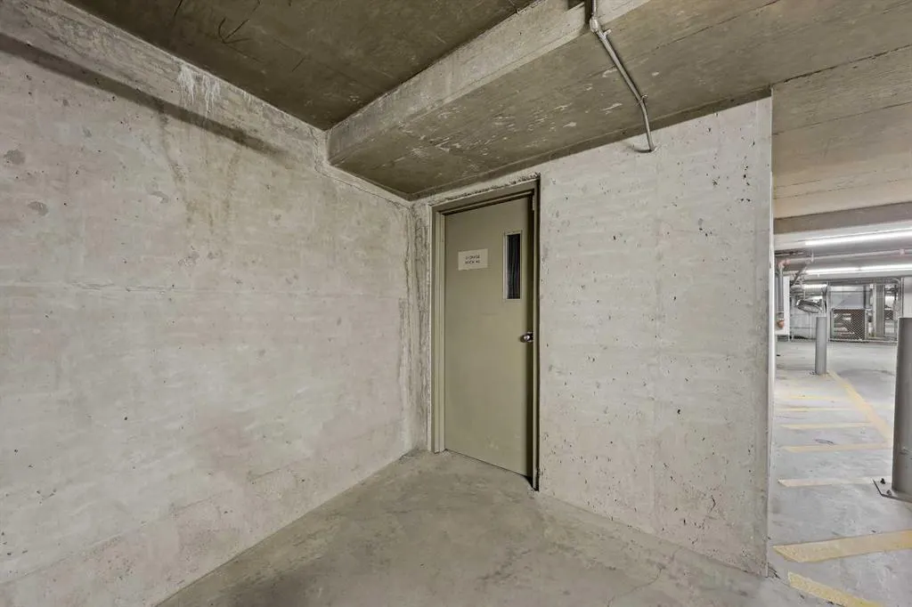 35 Richard Court SW, #437