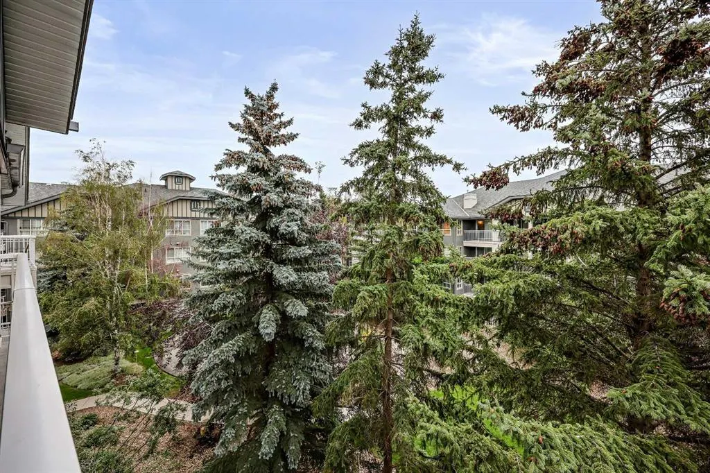 35 Richard Court SW, #437