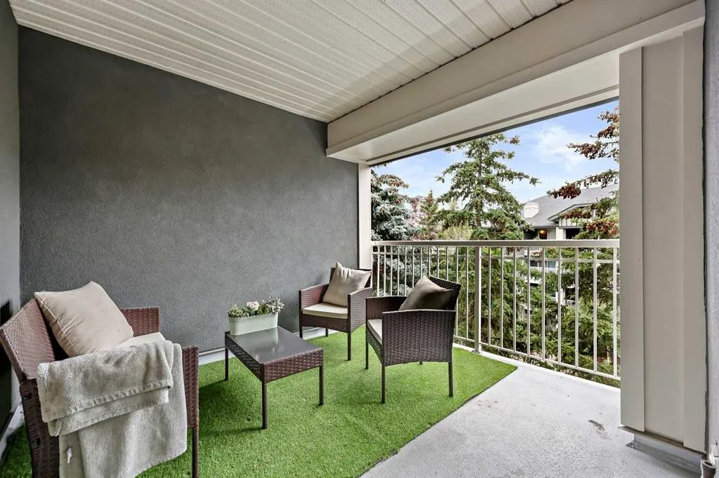 35 Richard Court SW, #437