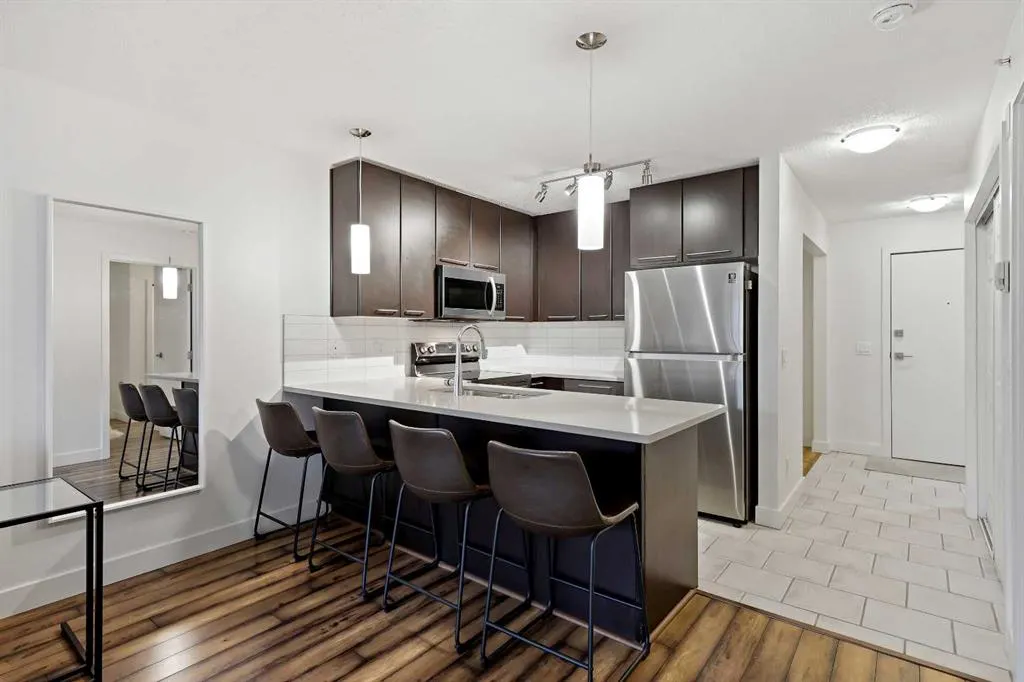 35 Richard Court SW, #437