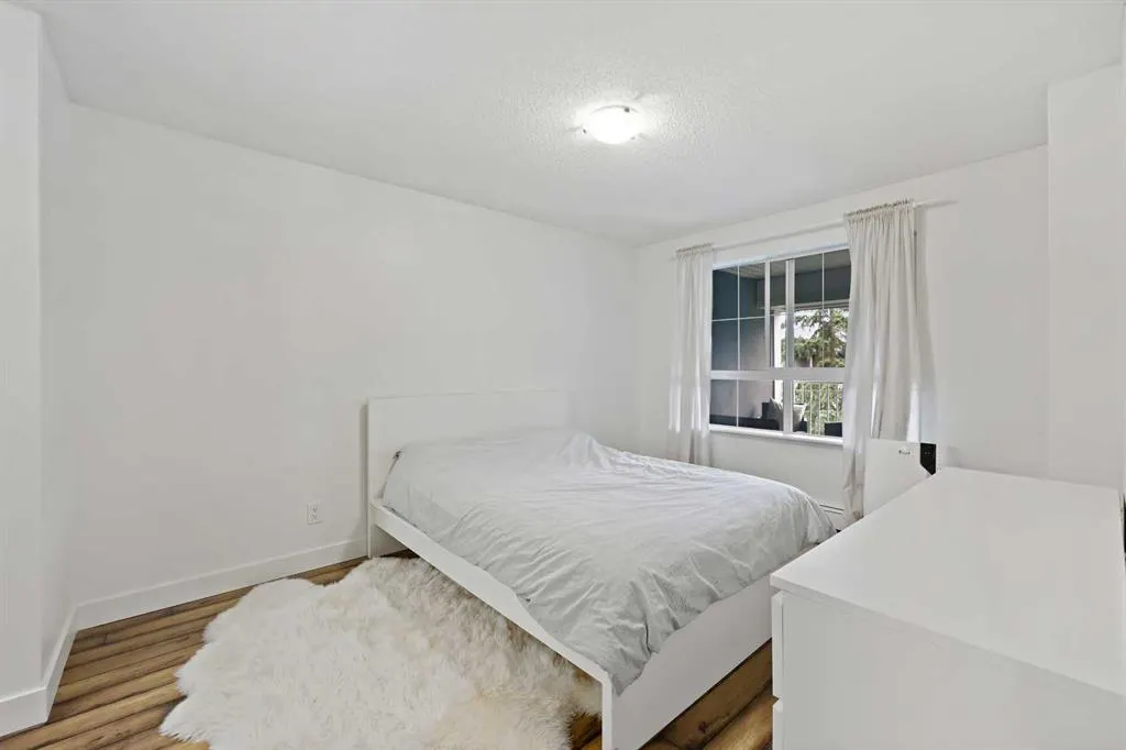 35 Richard Court SW, #437