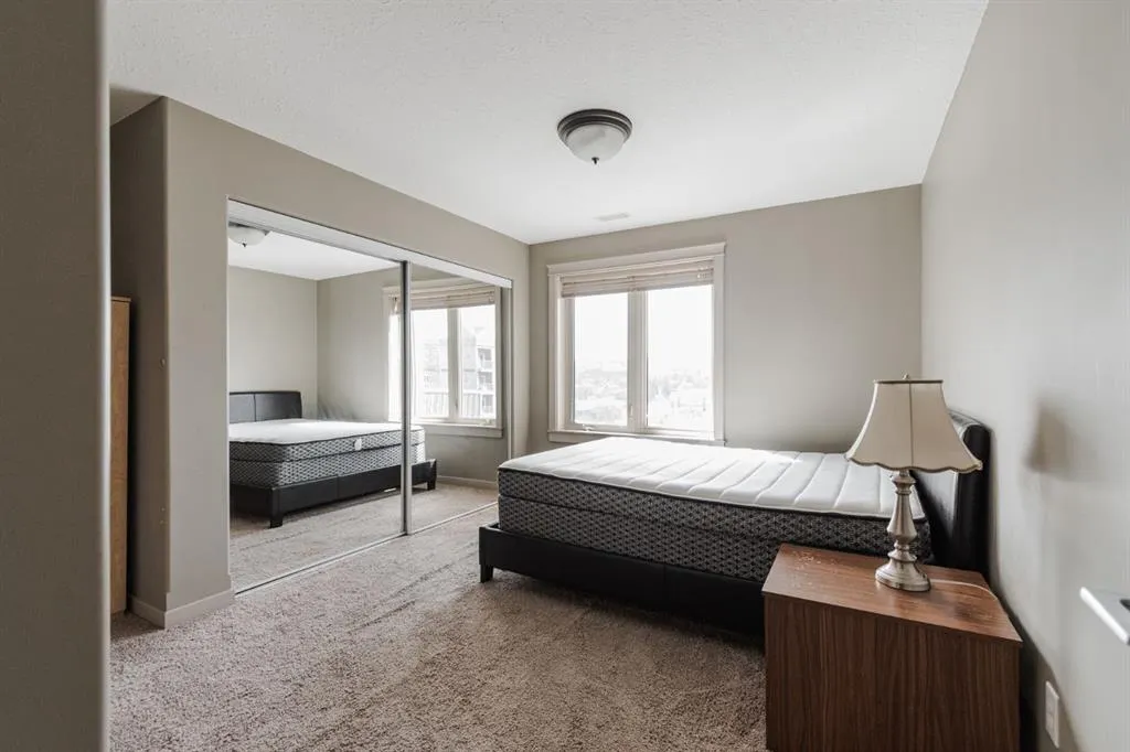 8535 Clearwater Drive, #608