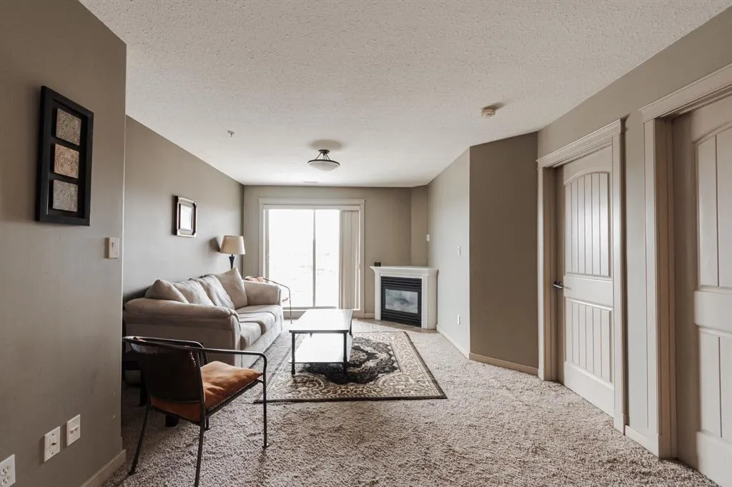 8535 Clearwater Drive, #608