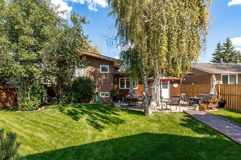 803 Forlee Drive SE