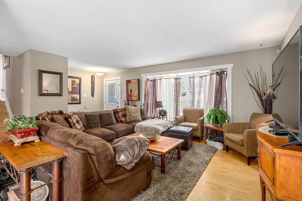 803 Forlee Drive SE