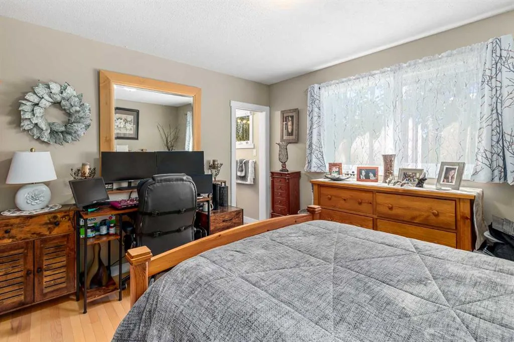 803 Forlee Drive SE