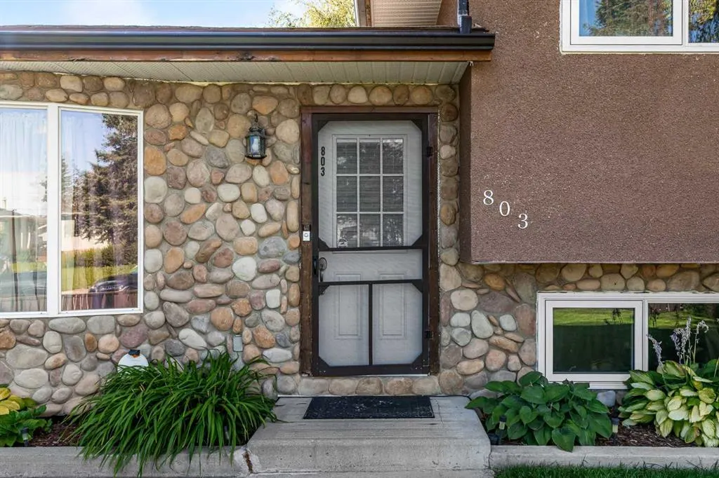 803 Forlee Drive SE