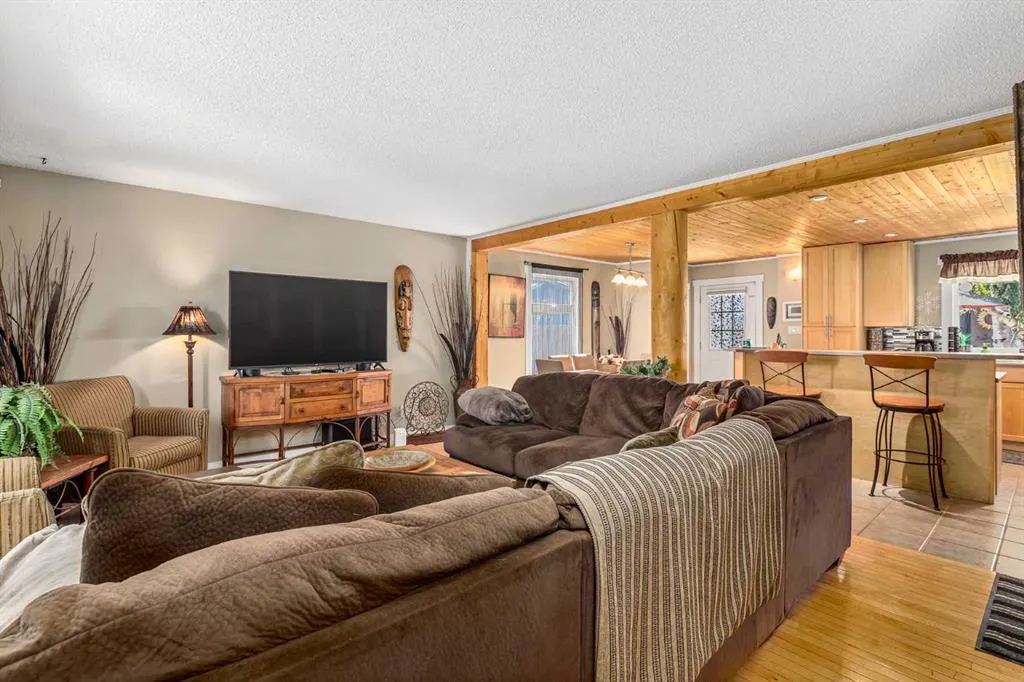 803 Forlee Drive SE