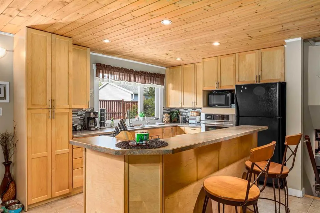 803 Forlee Drive SE
