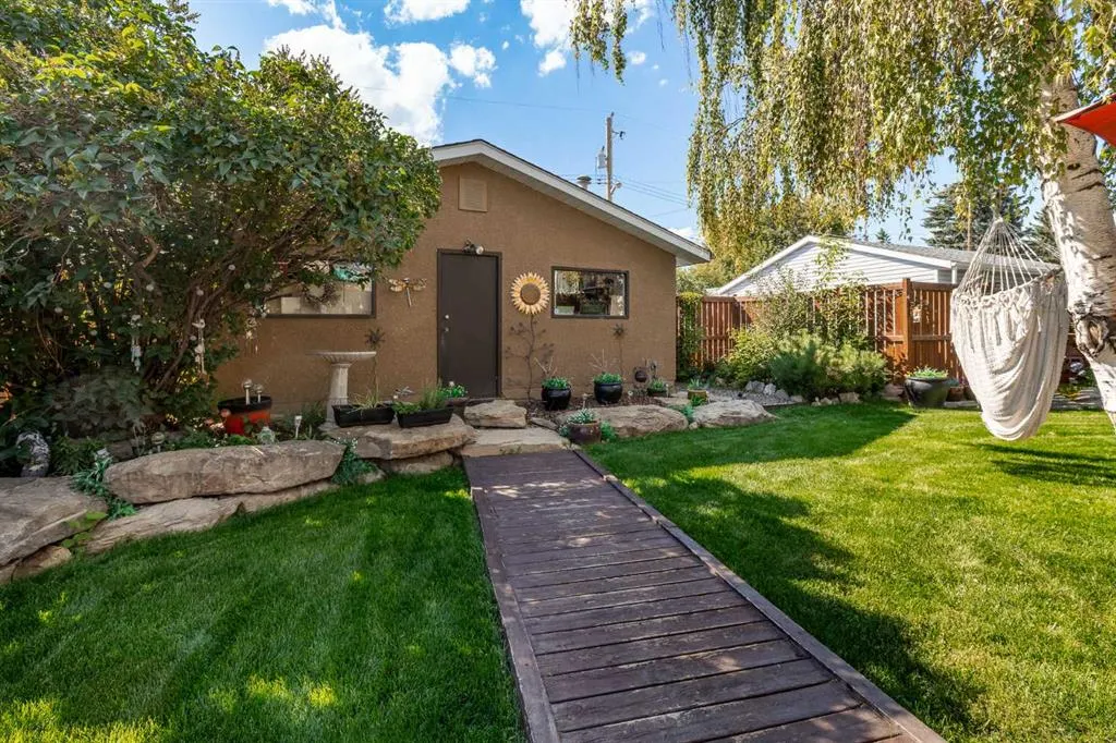 803 Forlee Drive SE