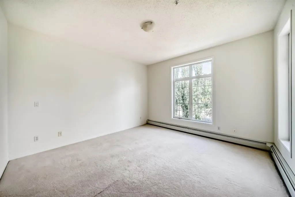 5201 Dalhousie Drive NW, #334