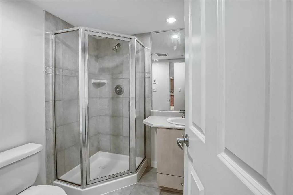1108 6 Avenue SW, #209