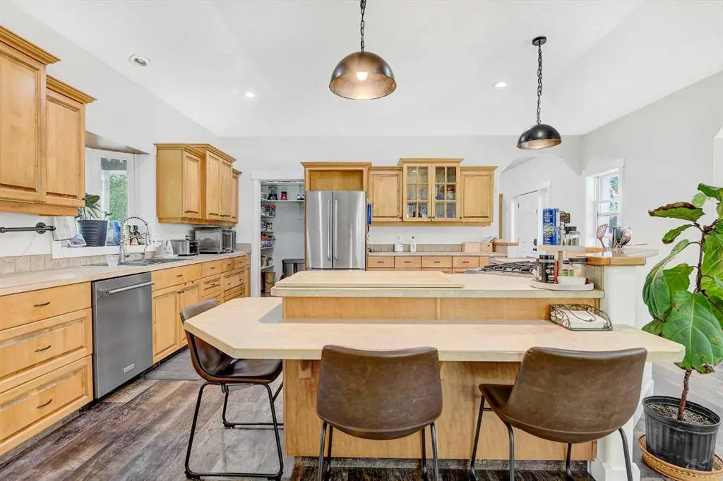 704025 Range Road 74
