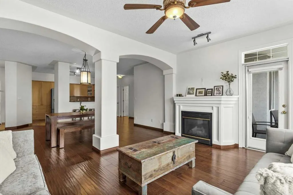 2422 Erlton Street SW, #408