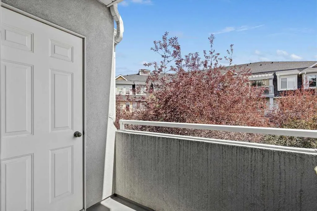 2422 Erlton Street SW, #408