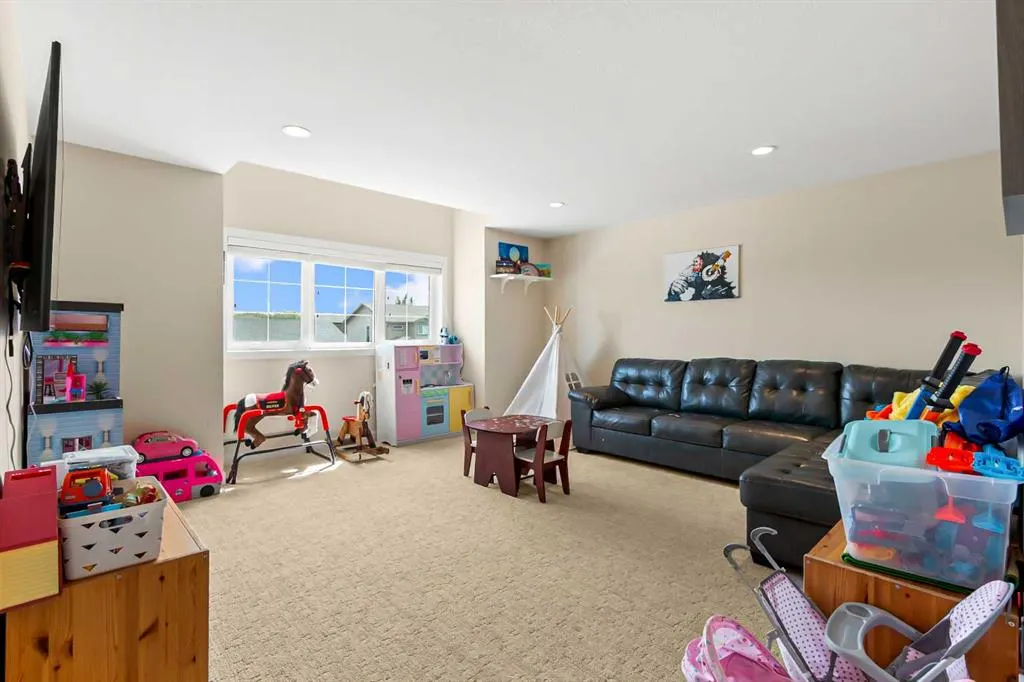 6 Viceroy Crescent