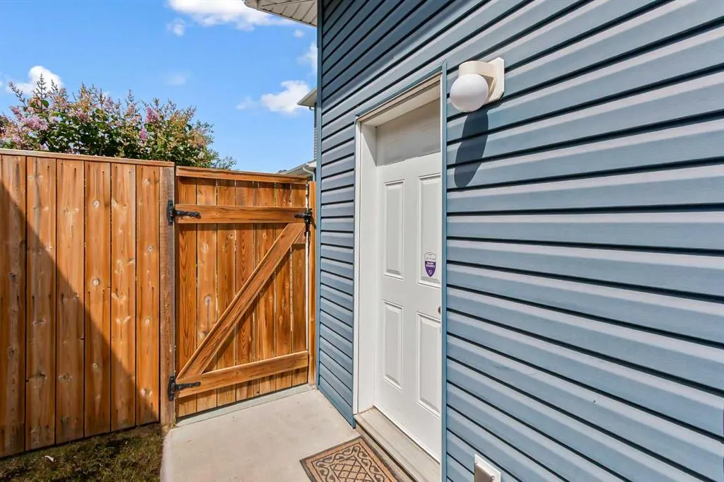 6 Viceroy Crescent