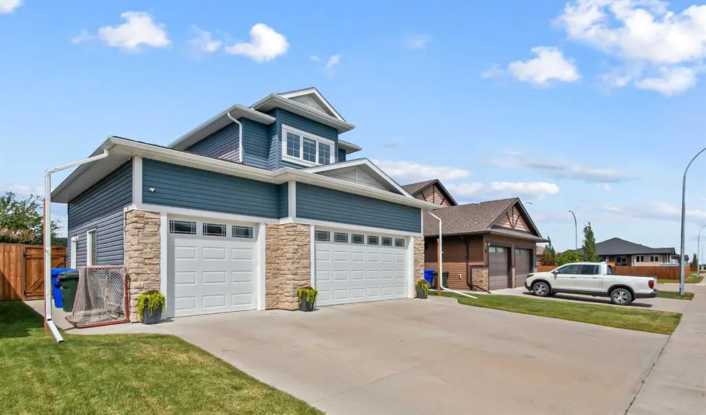 6 Viceroy Crescent