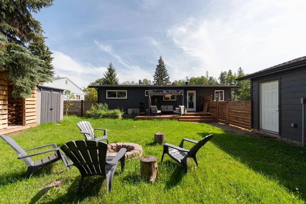 28 Alberta Drive